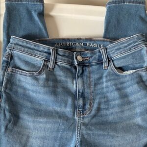 American Eagle Outfitters Women's Light Blue Super High-Rise Jegging Size 4Short